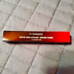MAC Cosmetics-Lipglass